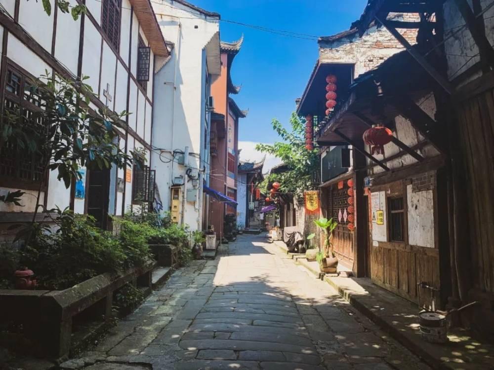 东土科技：预计2023年度净利同比增长1139%~1387%
